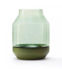 Muuto Elevated Vase